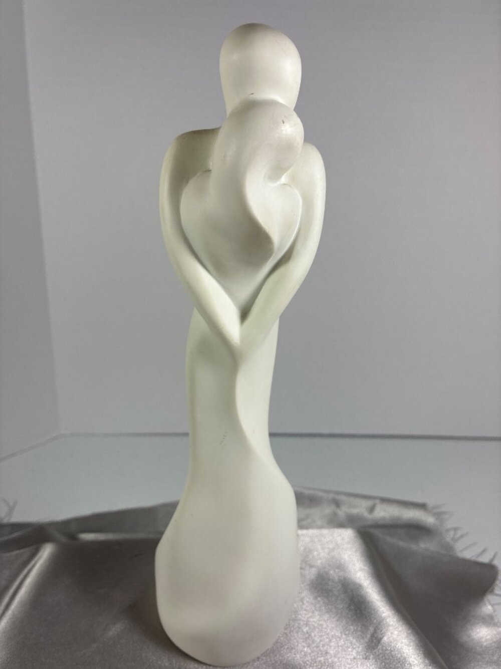 Hallmark To Love and To Hold Couple Sculpture - Picture 2 of 12